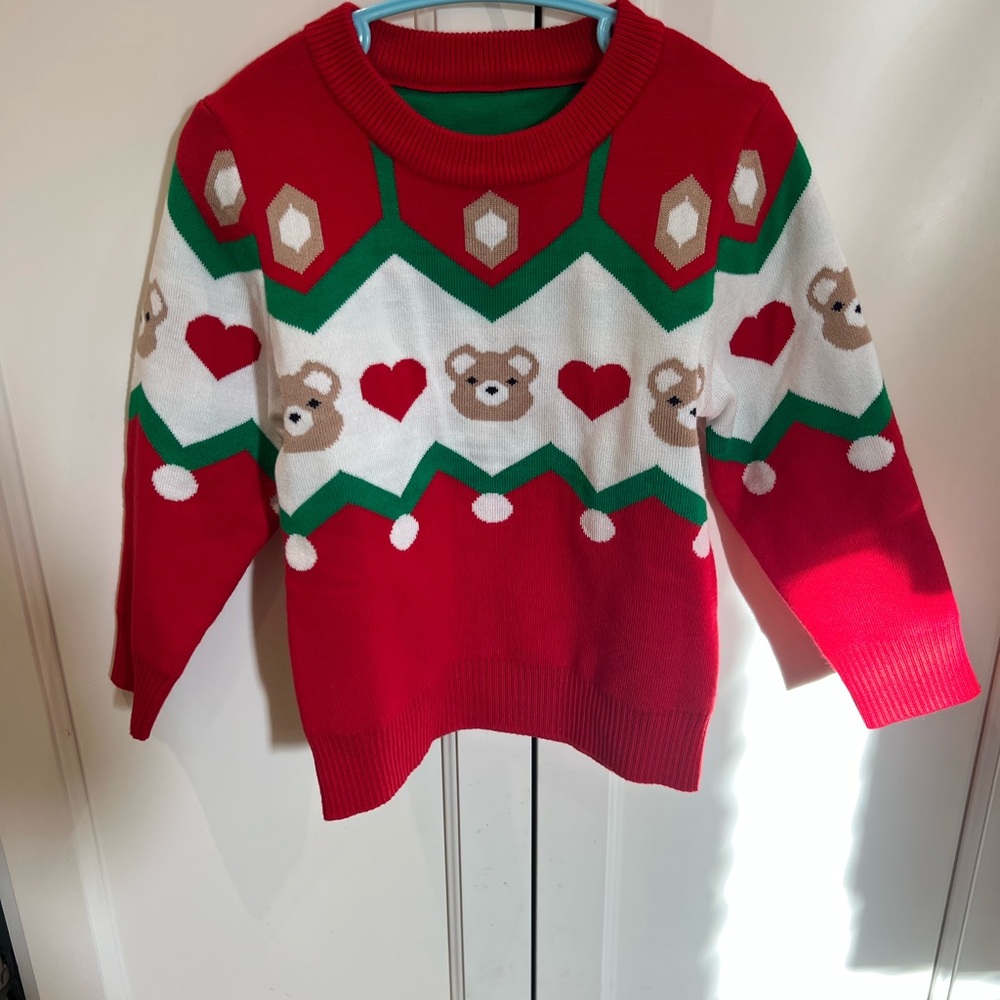 Christmas Sweater with Bear and Heart Design 3t